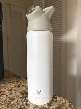 White Insulated Water Bottle with Flip Spout